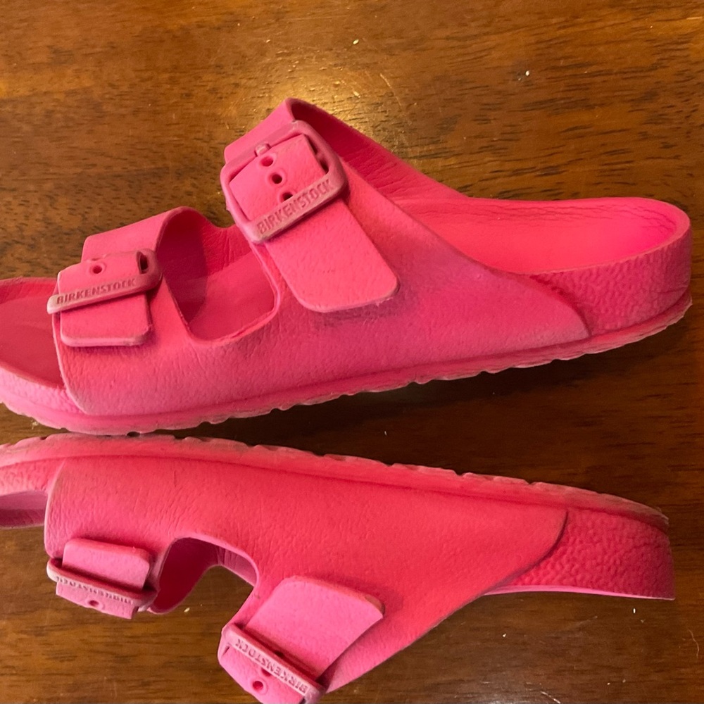 GUC Pink Birkenstock Sandals Size 31 - Picture 6 of 6
